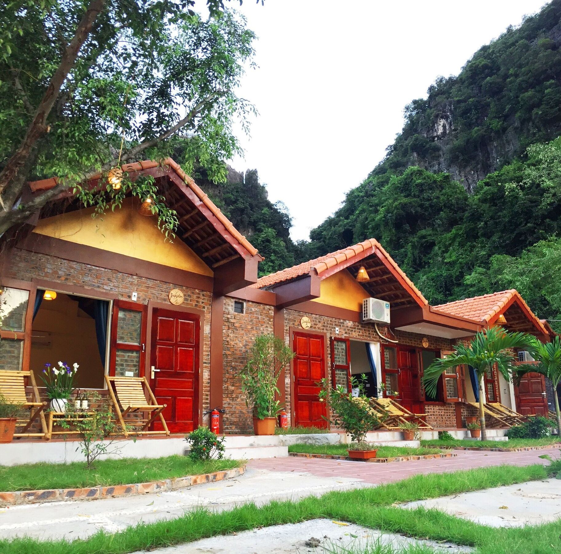 Tam Coc Central Bungalow Ниньбинь Экстерьер фото